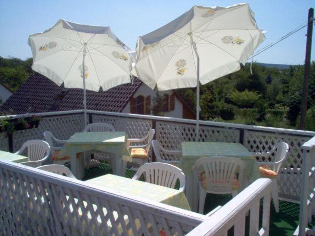 Haus Liberty Otel Balatonlelle Dış mekan fotoğraf